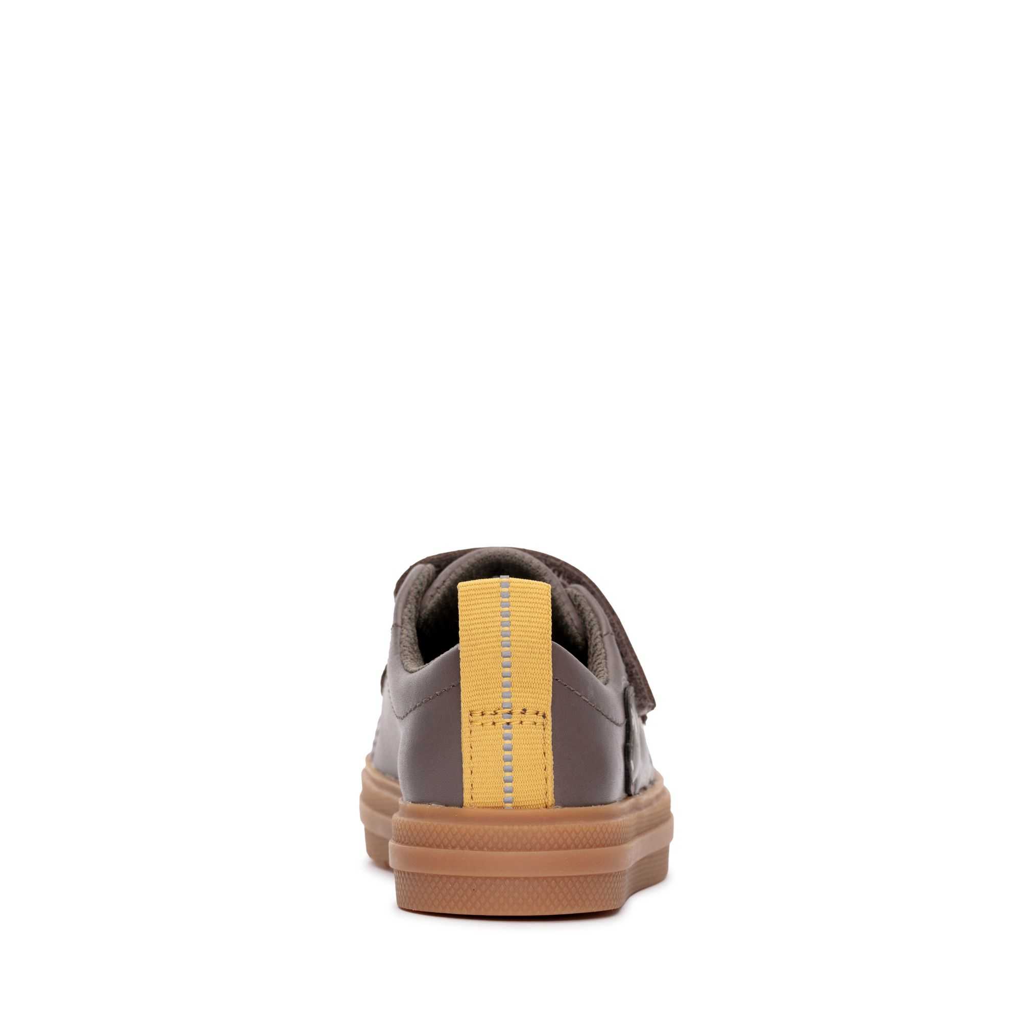 Clarks Nova Early Toddler Khaki | 21XCINRYU